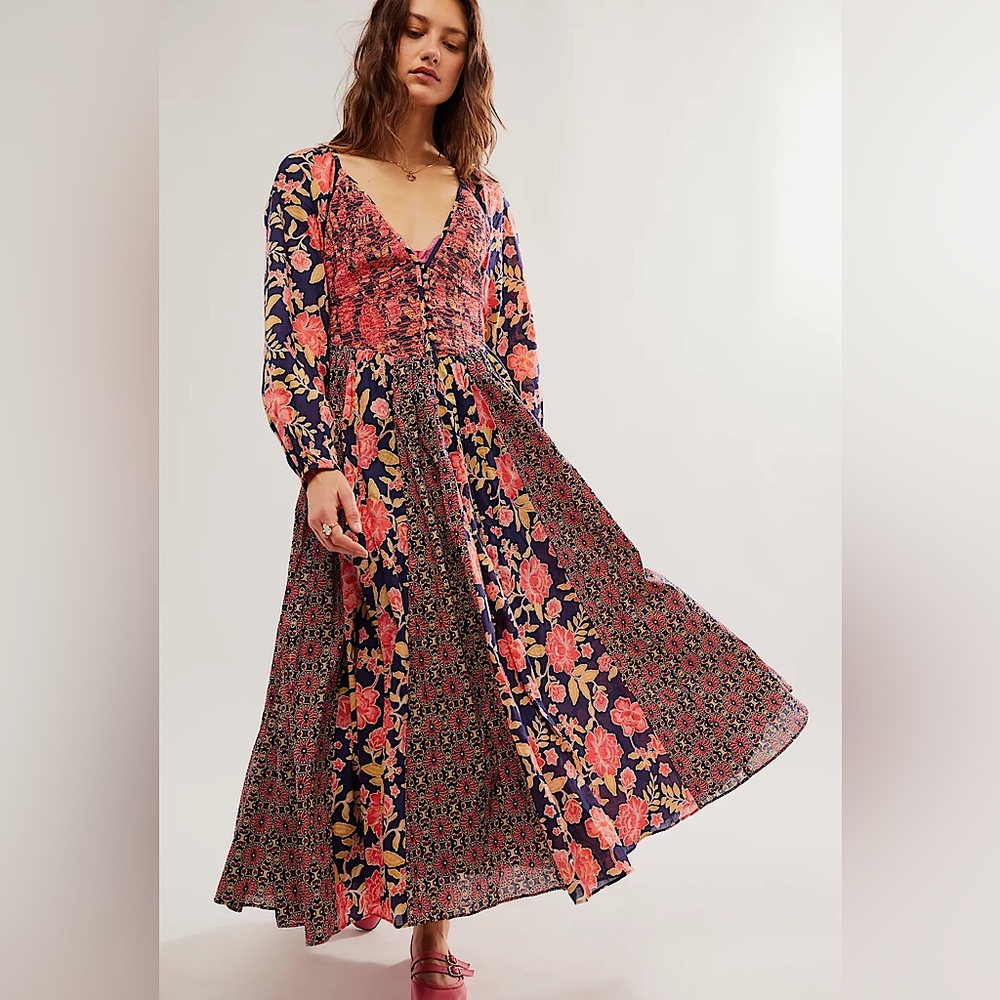 NEW Free People A New Way Maxi Dress In Navy Combo Floral - Picture 2 of 13